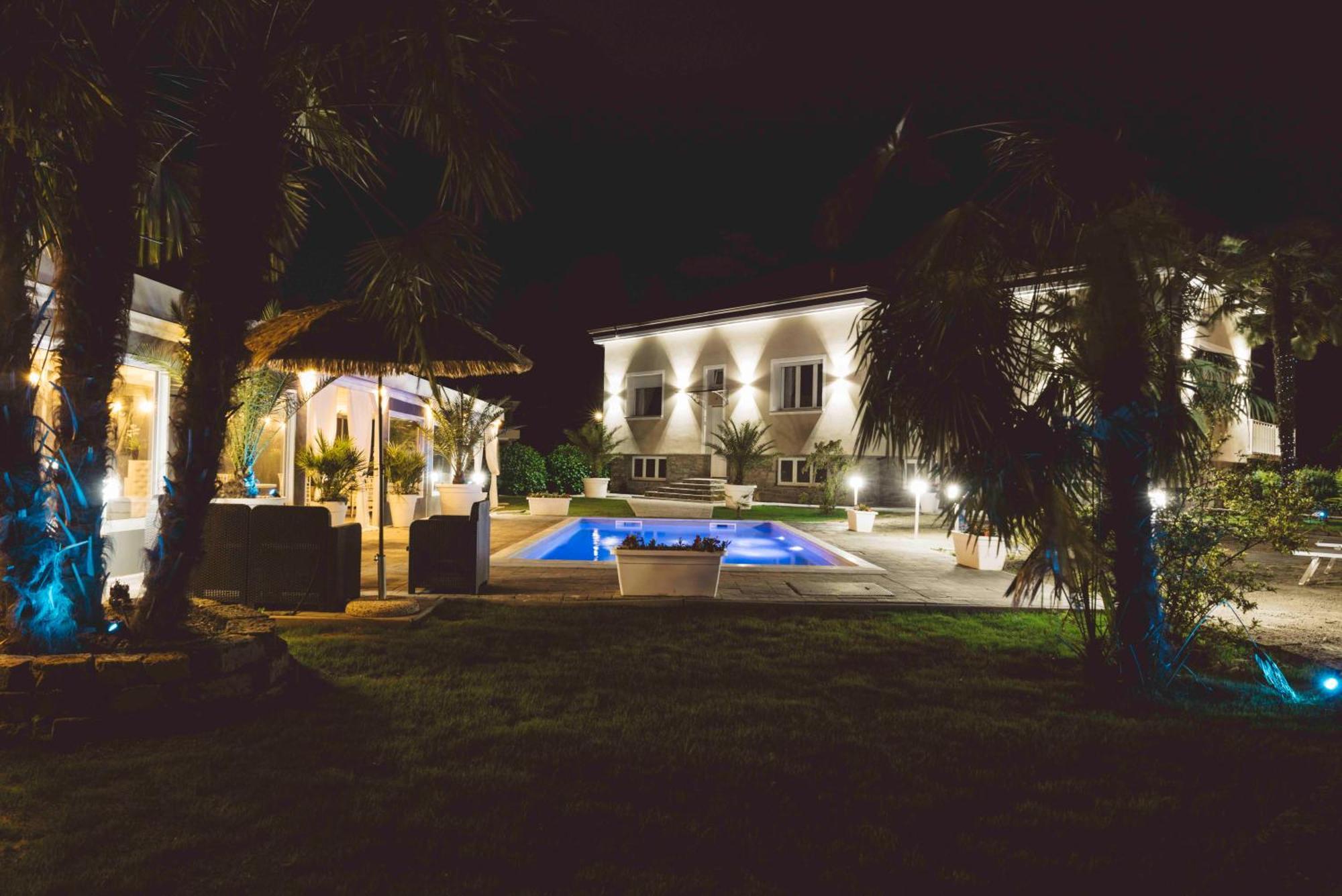 Villa Marchese Lake Maggiore Somma Lombardo Bagian luar foto